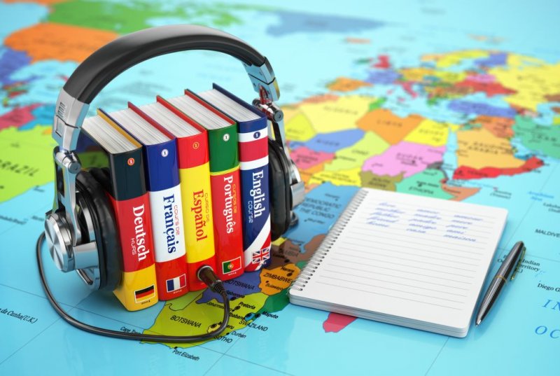 C 15 октября факультет лингвистики Самарского университета государственного управления «Международный институт рынка» приглашает  учащихся  школ, гимназий и колледжей  принять участие в  Онлайн-Конкурсе  «Я — ЛИНГВИСТ».