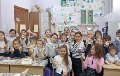 12 апреля, в День космонавтики, ученики 2Б класса изучали биографию Юрия Гагарина